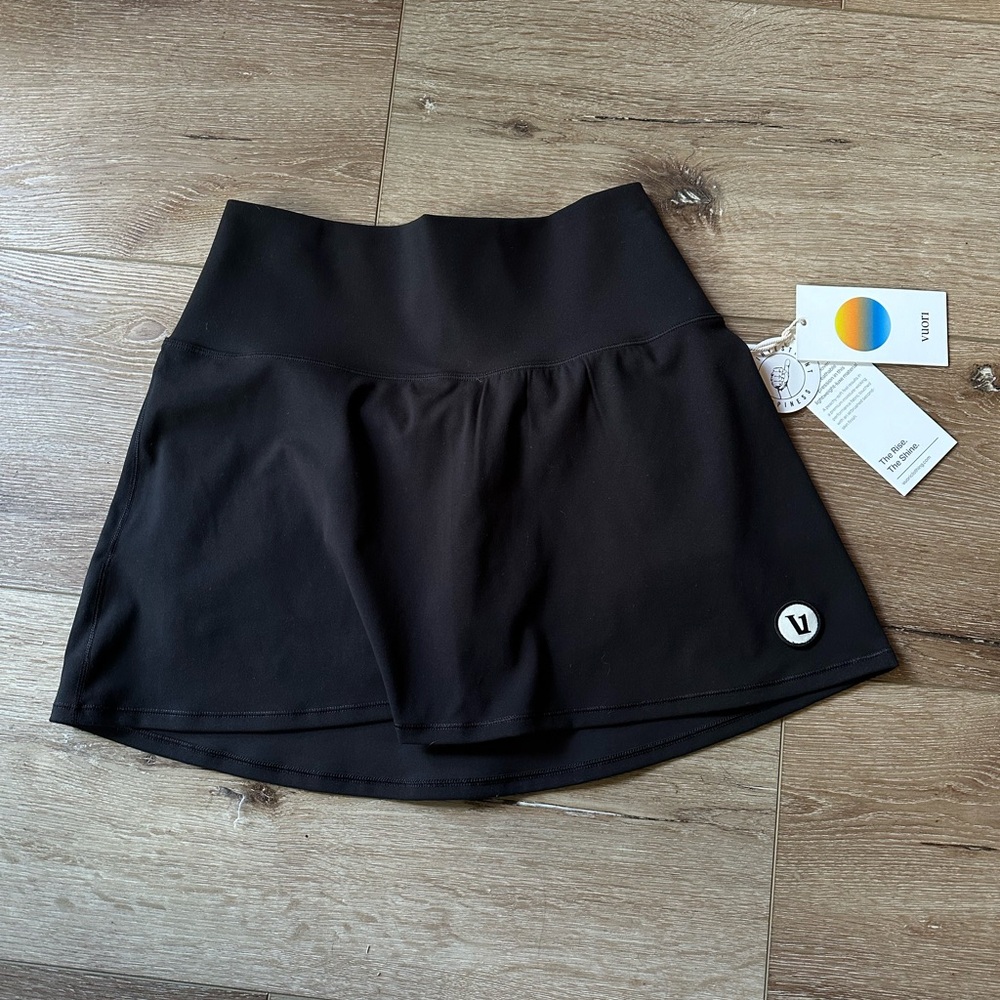 Women's Vuori nwt volley skirt